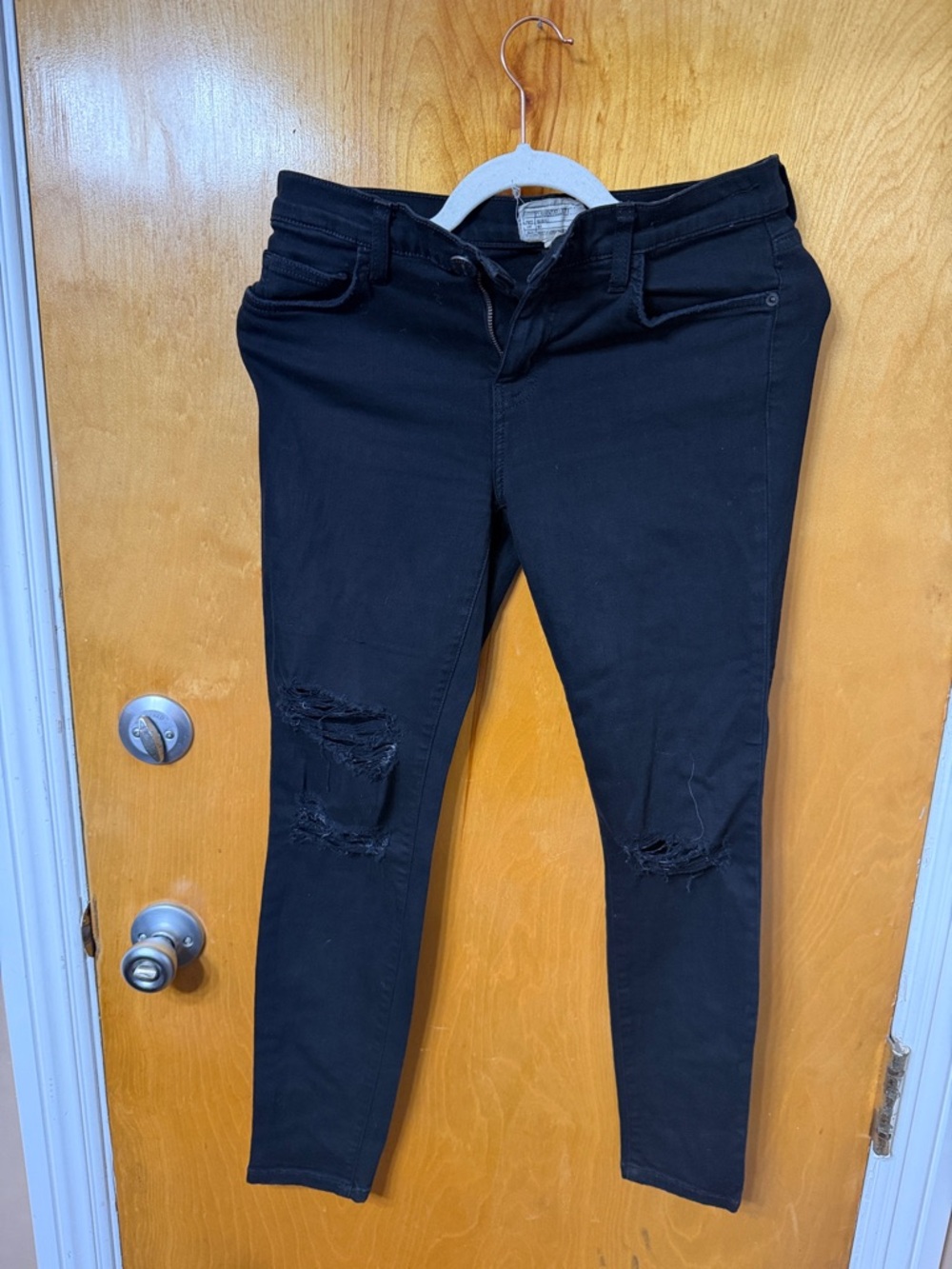 Current/Elliott Black Distressed Skinny Jeans